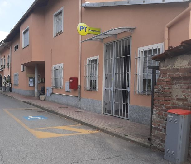 Rapina da 10mila euro alle poste di Cercenasco Rapina da 10mila euro alle poste di Cercenasco