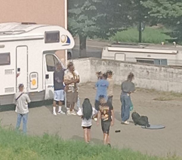 Camion in fiamme e occupazioni abusive, tensioni nelle case popolari di via Pietro Cossa. Garcea (FI): "Uno scempio" Camion in fiamme e occupazioni abusive, tensioni nelle case popolari di via Pietro Cossa. Garcea (FI): "Uno scempio"