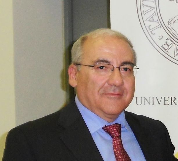 Raccolta dell'indifferenziato ogni 15 giorni e calendari da stampare in proprio: è polemica sulla gestione dei rifiuti per il 2021 Raccolta dell'indifferenziato ogni 15 giorni e calendari da stampare in proprio: è polemica sulla gestione dei rifiuti per il 2021