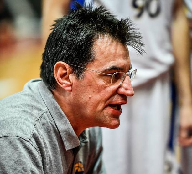 Cecco Vescovi esonerato. Sarà Fabrizio Garbosi a guidare la Robur et Fides