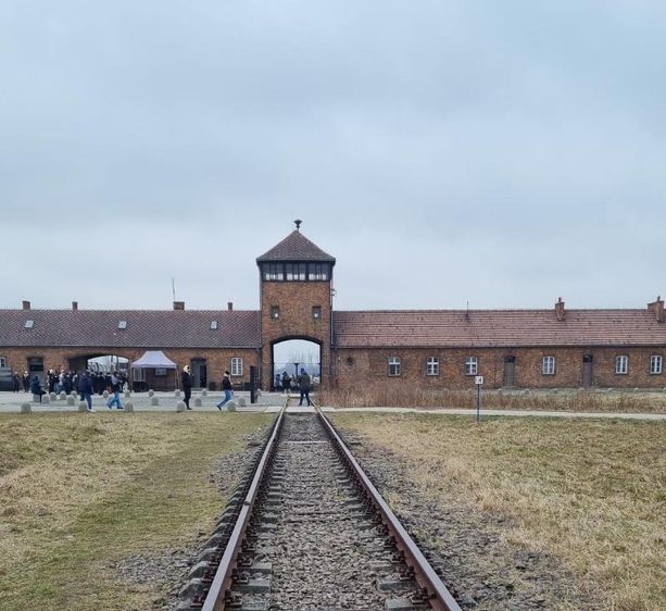 Cumiana: una giovane racconta il suo viaggio nei campi di concentramento