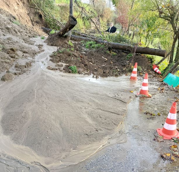 Dego, il vice sindaco Ghione: &quot;Una famiglia è isolata, ci sono alcune frane nelle frazioni e il campo sportivo non esiste più&quot;