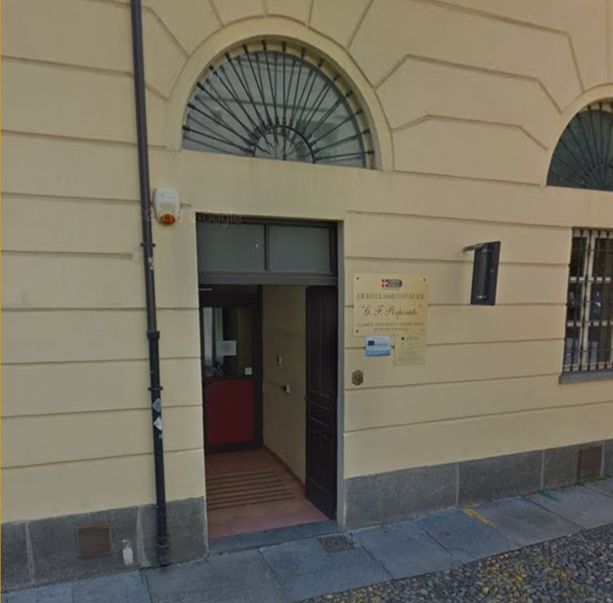 Pinerolo: una classe del Liceo Porporato in dad per precauzione