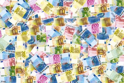 Innalzamento di cinquanta punti base dei tassi d’interesse deciso dalla Banca centrale europea