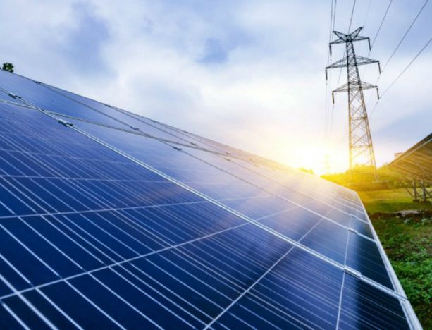 Meno dipendenza energetica dell’Italia dall’estero e più attenzione alle rinnovabili