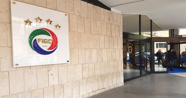 Consegnato all’Uefa il dossier per la candidatura della Figc ad ospitare in Italia gli Europei del 2032