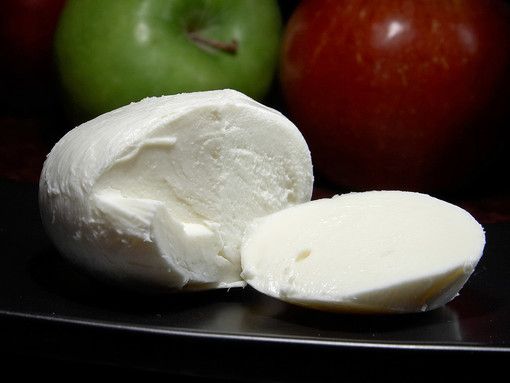 Crescono produzione ed esportazioni della mozzarella di bufala campana