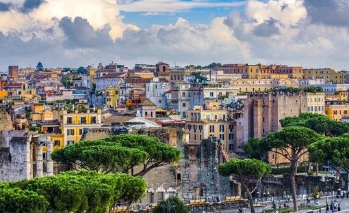 Trovata una statua di marmo d’età imperiale nel Parco dell’Appia Antica a Roma