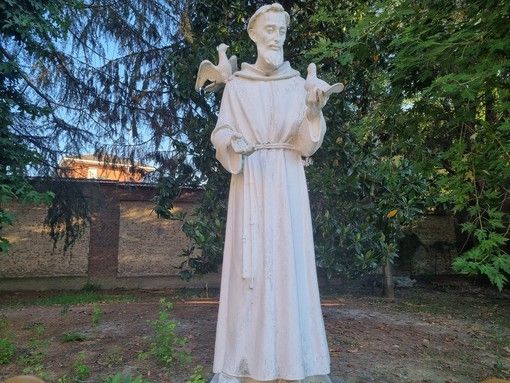 Nastro di partenza per la ‘San Francesco Marathon’, ad Assisi si corre per la pace