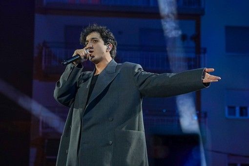 Esce il nuovo singolo di Tananai, è ‘Veleno’ e racconta un amore che richiede risposte