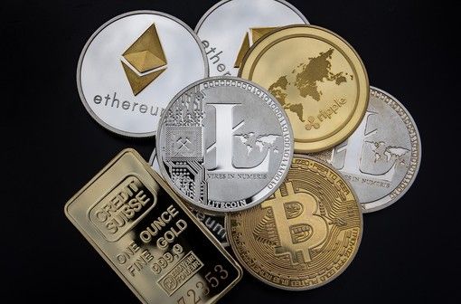 Sequestrate criptovalute per 63 milioni di euro, frutto d’investimenti illusori