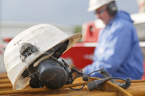 Sale lievemente la disoccupazione totale, ma aumentano anche gli occupati
