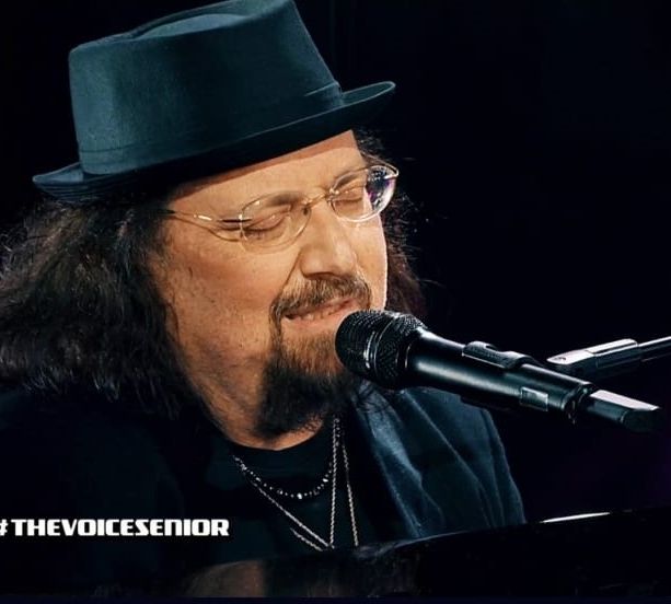 Troppo famoso per vincere un talent: Danilo Amerio fuori dalla finale di &quot;The voice senior&quot;. Presto un nuovo singolo e il giusto ritorno