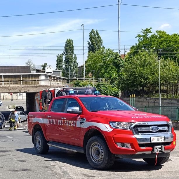 A fuoco un'auto in San Fedele