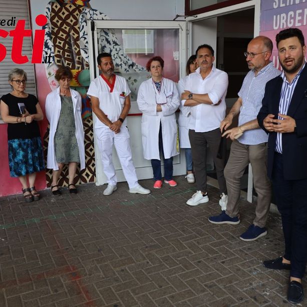 Riboldi in visita al Pronto Soccorso del Massaia: &quot;Non lasceremo mai più soli i nostri Sanitari&quot; [GALLERIA FOTOGRAFICA]