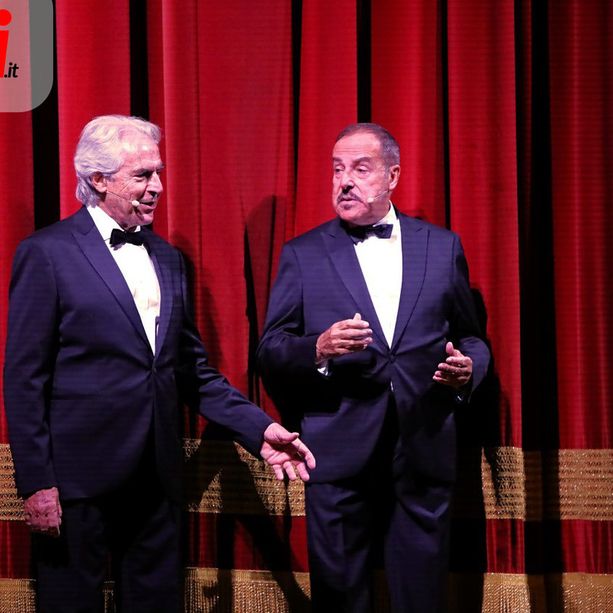 &quot;Dove eravamo rimasti&quot;(?): Lopez e Solenghi divertono e commuovono il Teatro Alfieri