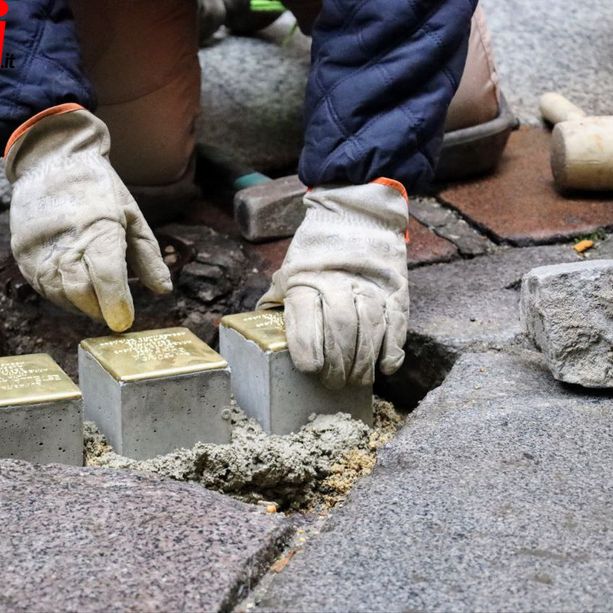 &quot;Il consenso e l’inerzia sono complici di quella forma di apatia che sconfina nell'indifferenza da combattere&quot;. Asti ha celebrato la Giornata della memoria [FOTO E VIDEO]