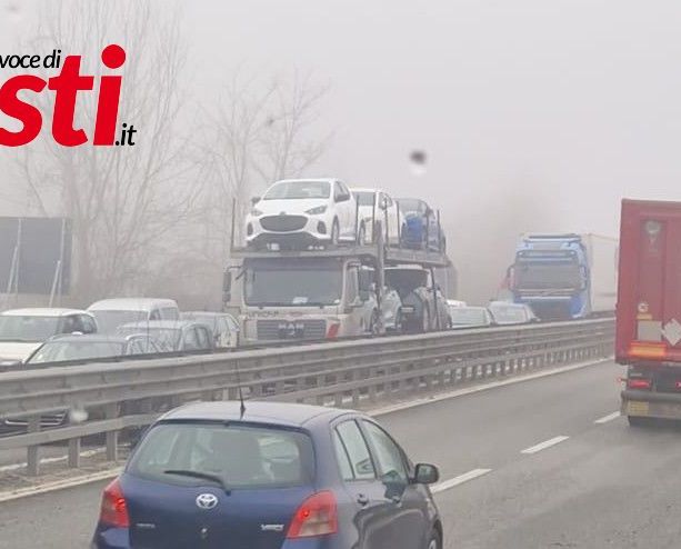 Tangenziale bloccata all'altezza del restringimento per il cantiere
