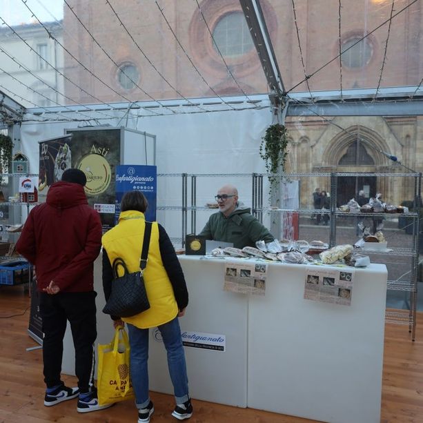 Con &quot;Il magico paese di Natale&quot; arriva anche &quot;I gioielli del territorio&quot;  in piazza San Secondo