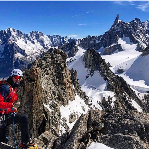 Storie di Orgoglio Astigiano. Matteo, dalla sfida sull'Everest alla radio: &quot;Ovunque vada, la mia base resta sempre Castelnuovo Calcea. Non c'è nulla come casa&quot;