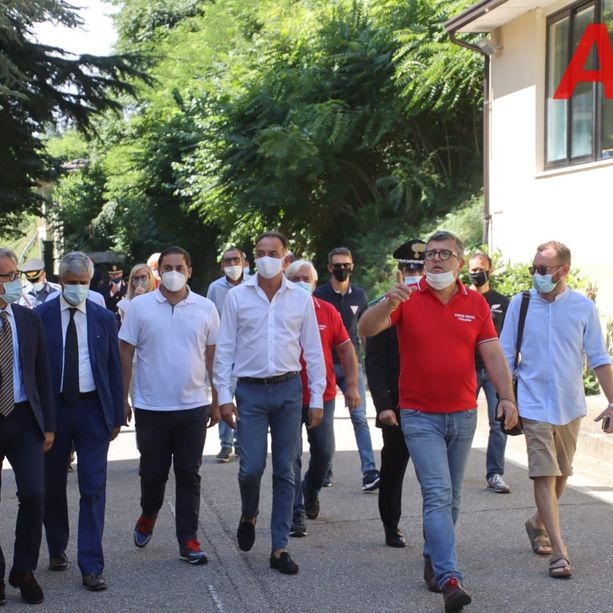 Dopo mezzanotte a Castello di Annone arriveranno 76 nuovi migranti. Cirio: &quot;Il Piemonte non ce la fa, soprattutto in questo momento&quot; (VIDEO E FOTO)
