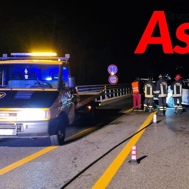 Auto in fiamme in tangenziale, resta da identificare chi si trovasse alla guida
