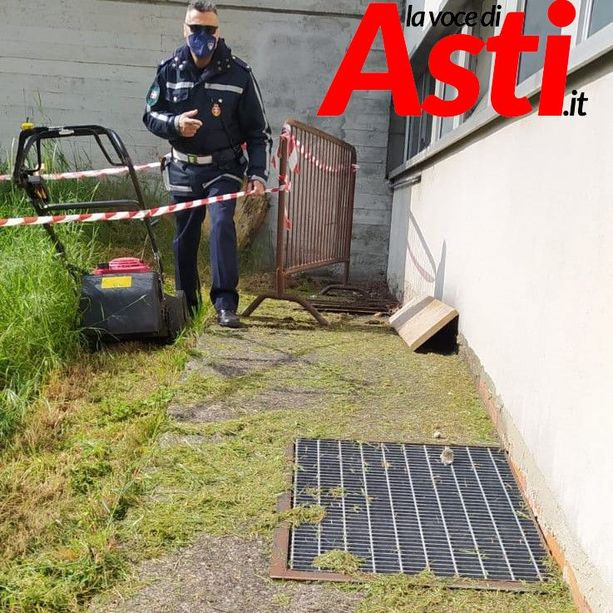 Grave incidente sul lavoro allo Scientifico: giardiniere precipita nel vuoto