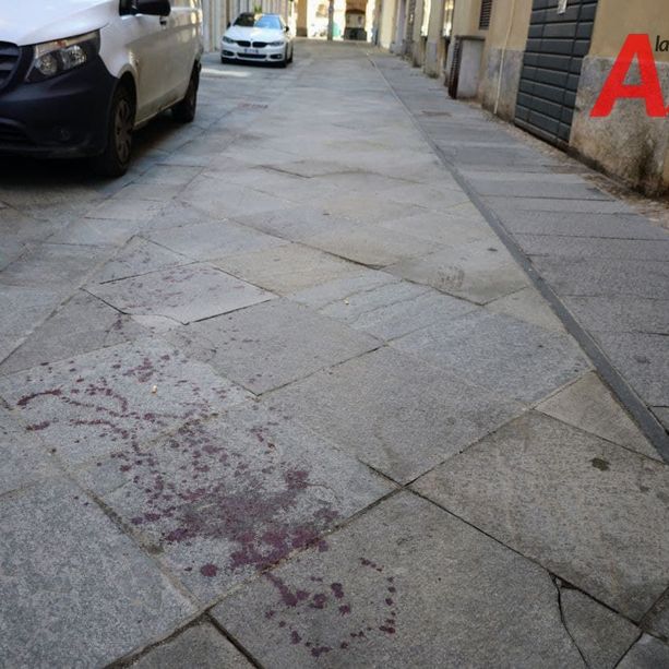 Accoltellamento in centro questa notte ad Asti. Due i feriti, uno è stato operato ma non sarebbe in pericolo di vita