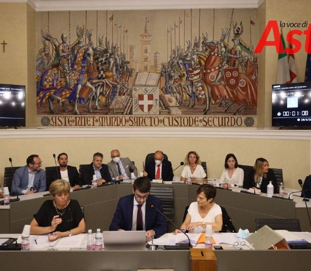 Al via questa sera il Rasero bis. Alle 20.39 si è insediato il nuovo Consiglio Comunale