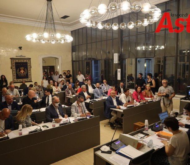 Asti, la minoranza in difesa dell'autonomia del Penna nel dimensionamento scolastico