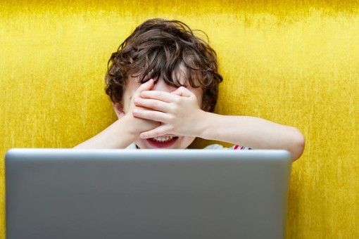 Piemonte, negli ultimi mesi sale il numero dei minori vittime di ricatti a sfondo sessuale