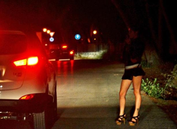Operazione della Squadra Mobile contro il favoreggiamento e sfruttamento della prostituzione