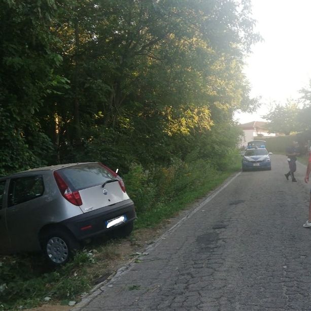 Grave incidente stradale a Montegrosso. Esce di strada con la sua Punto, 50enne in codice rosso