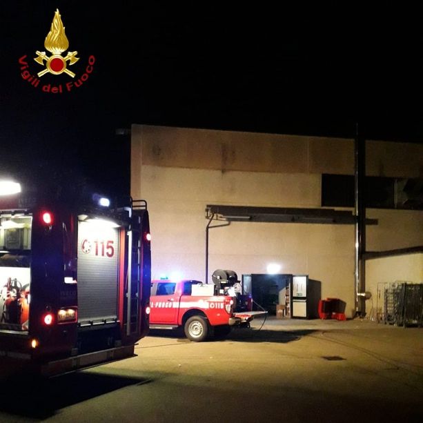 Incendio nel locale caldaia del supermercato U2 di Moncalvo