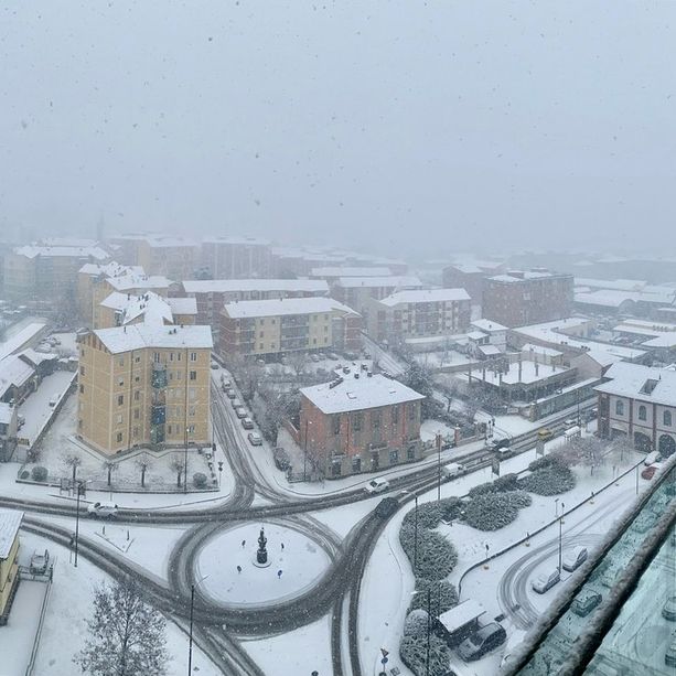 Neve, traffico in tilt tra Asti e la provincia. I cittadini: &quot;Strade impraticabili&quot;