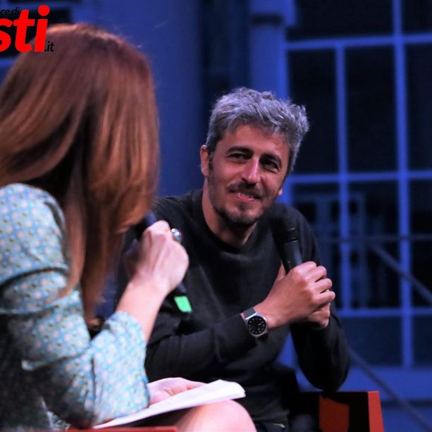 PIF incanta il pubblico di Passepartout: tutto esaurito per l'incontro sulla &quot;Metamorfosi dei boss&quot; [GALELRIA FOTOGRAFICA]