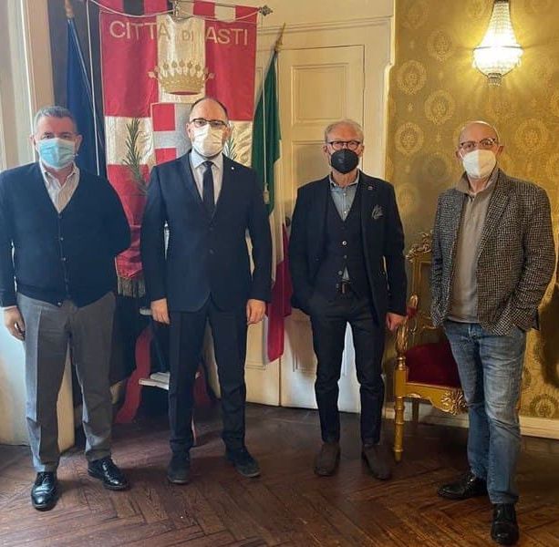 Covid, niente Fiera Carolingia. Sabato 1 maggio confermata la Stima del Palio