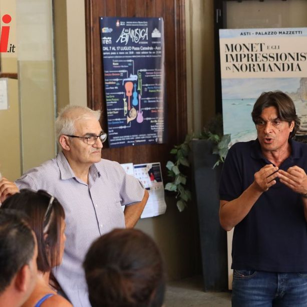 Mercato di piazza Alfieri: dopo le proteste degli ambulanti, l'interrogazione dei consiglieri comunali