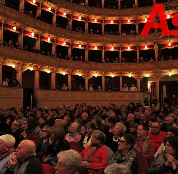 Cinema, teatri e luoghi della cultura al 100% anche al chiuso, discoteche al 50