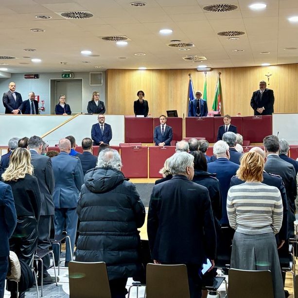 Il consiglio regionale onora il Giorno della Memoria, il presidente Balleari: “Leggi Razziali punto più basso, l’antisemitismo sta tornando alla ribalta”