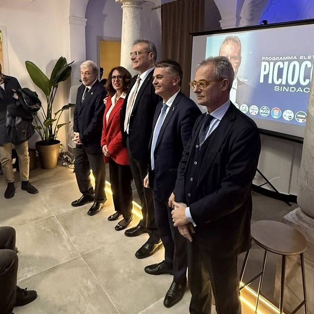 Elezioni comunali, Pietro Piciocchi presenta il programma: sparisce la Funivia del Lagaccio, entra il Waterfront di Ponente