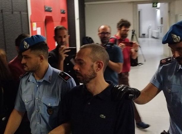Uccise la sorella a coltellate, in corso il processo d’appello. Chiesto l’ergastolo per Alberto Scagni