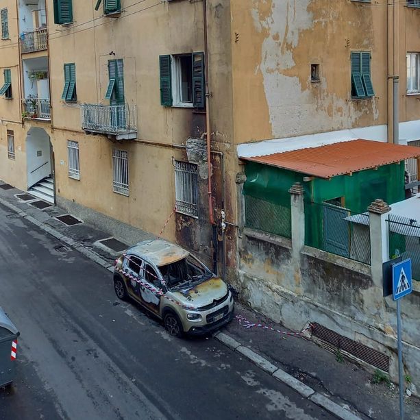 Il Campasso torma ai tempi bui con urla, alcol e violenze notturne