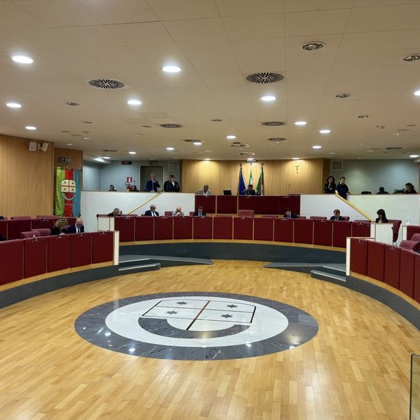 Consiglio regionale al voto sui 57 milioni per la diga di Genova, si alza il muro delle opposizioni: “Narrazione della menzogna”