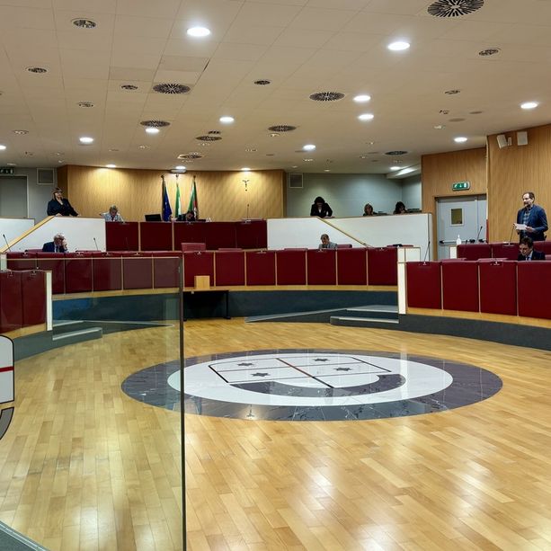Al tavolo delle regionali nessuno scopre le carte: nel silenzio generale si alimentano le voci di possibili ribaltoni