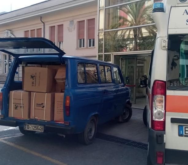Donate 1.200 tute monouso all’ospedale Villa Scassi: il grande gesto del Comitato Lungomare Canepa