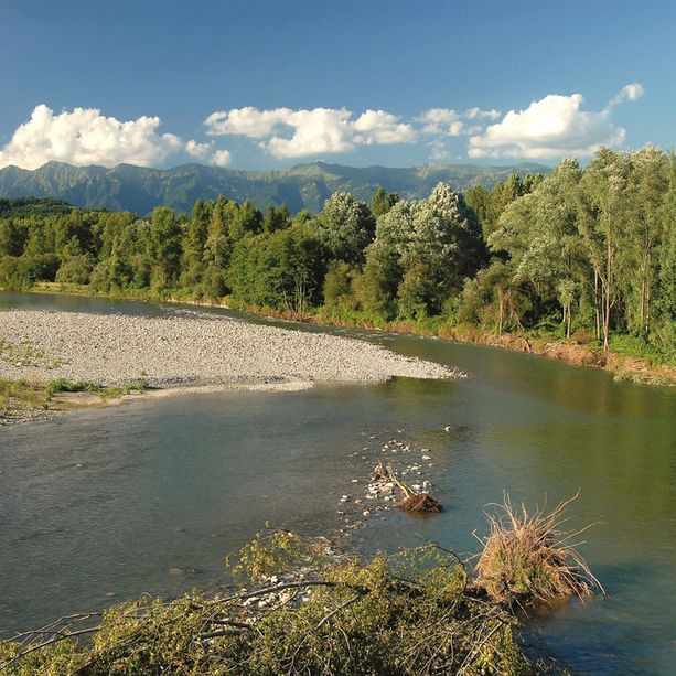 Parte il progetto di messa in sicurezza della foce del Magra: oltre 600 metri di nuovo argine