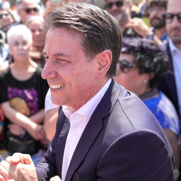Elezioni regionali, ora nel ‘campo largo’ è muro contro muro. Conte: “Per strada mi implorano di non imbarcare Renzi”