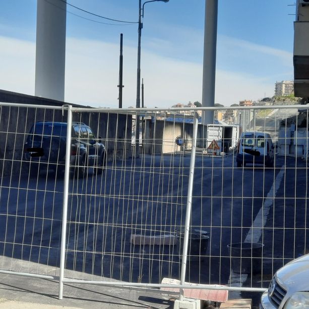 Migranti, messa in sicurezza e rifiuti. Il Campasso protagonista del consiglio comunale