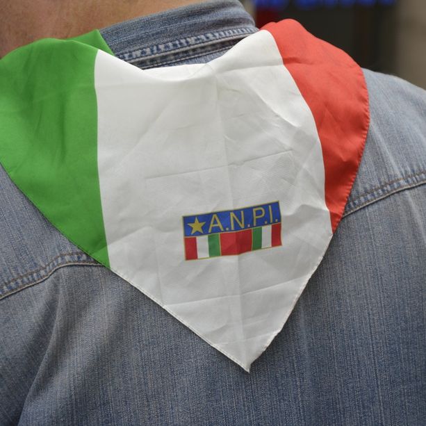 Sturla, blitz contro l'Anpi: &quot;Partigiano assassino&quot;